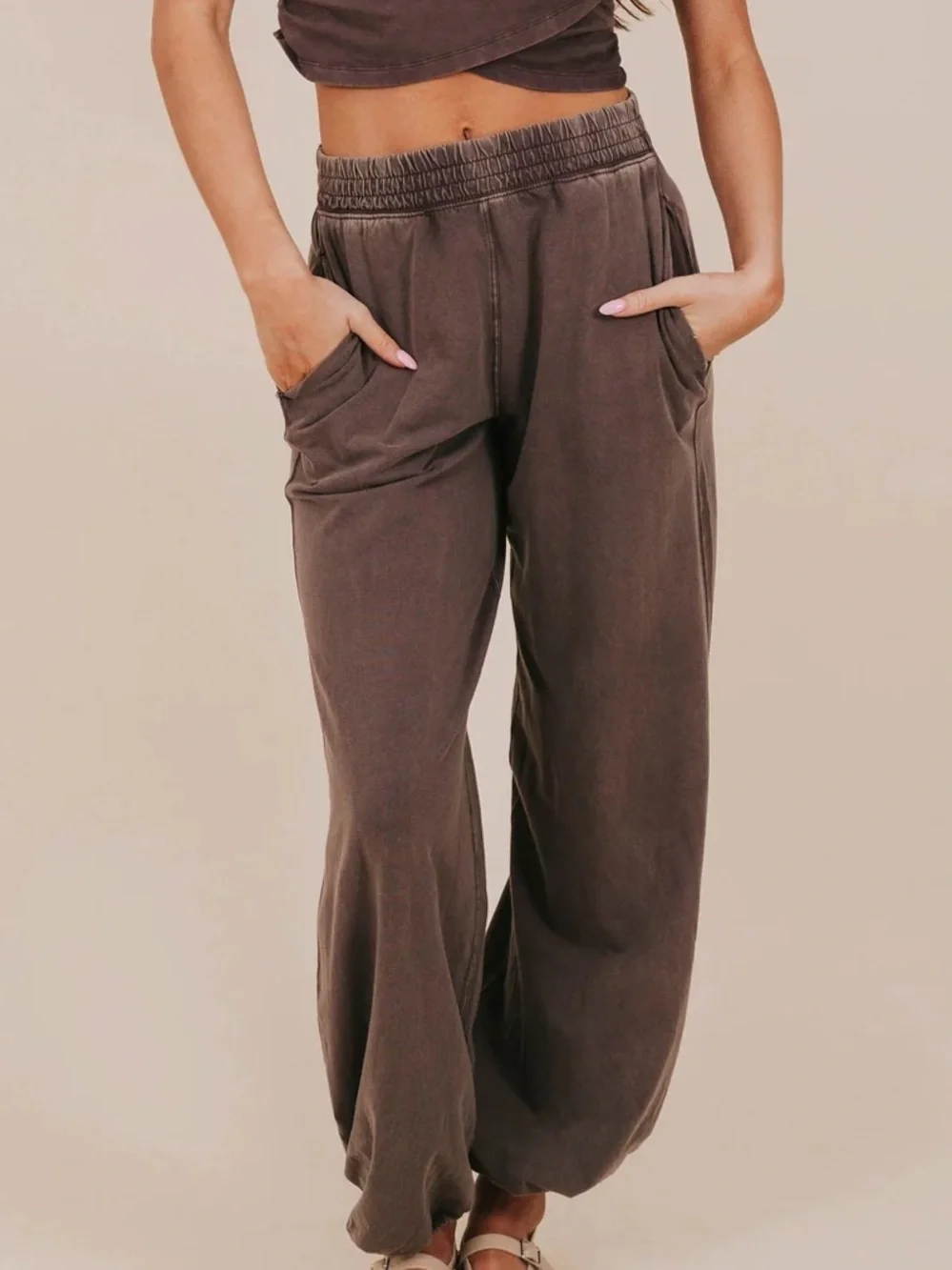 NWT FREE PEOPLE Hot Shot Joggers!